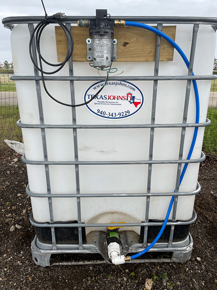 250 Gallon Water Tank - Texas Johns