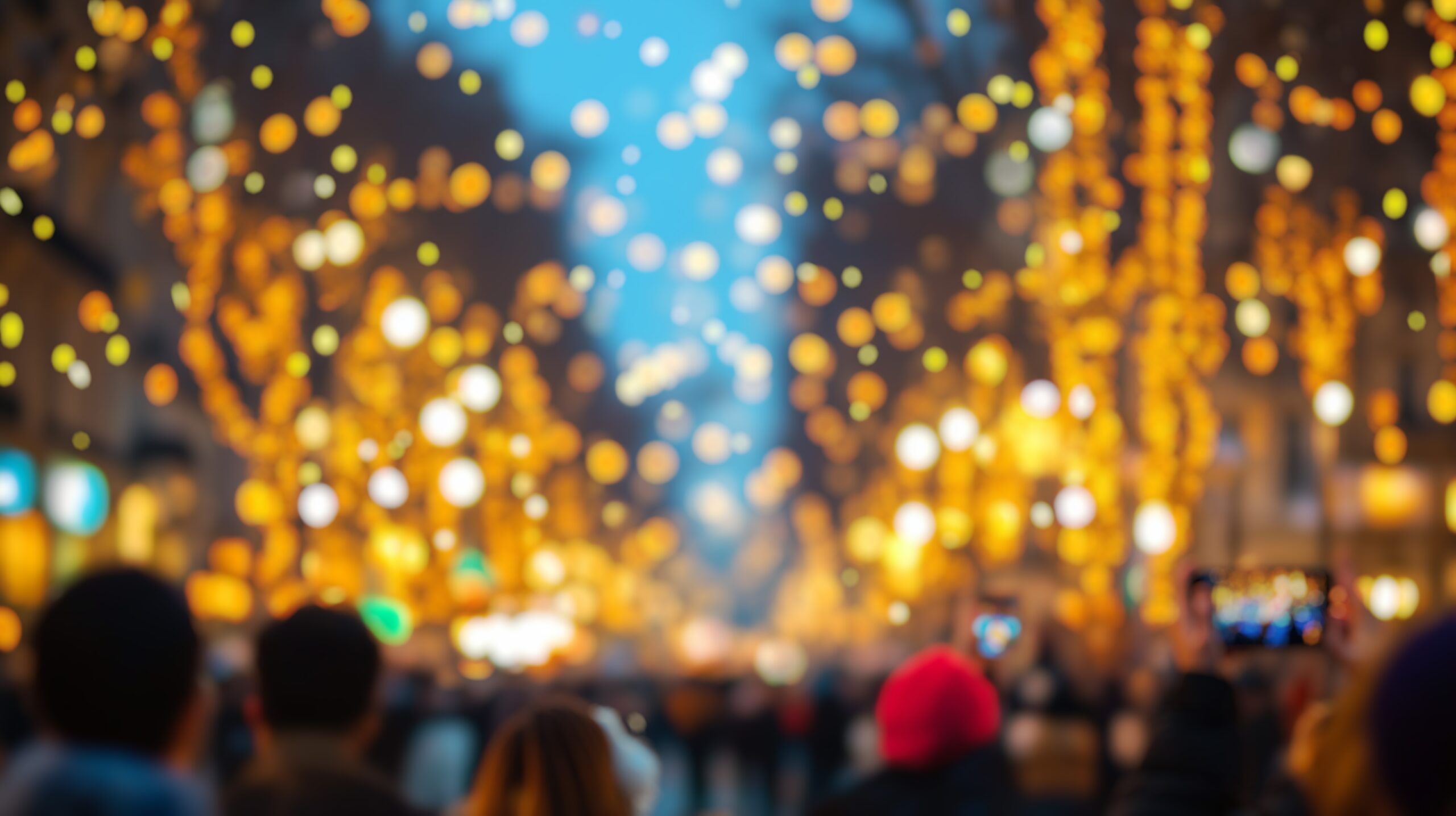 holiday crowd control with temporary fencing