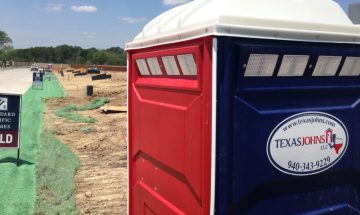 Porta Potty and waste holding tank Rental